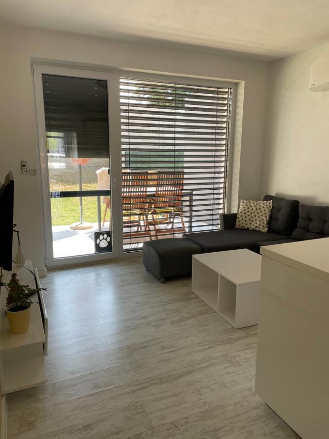 Sunny Apartment On The Lakes Senec Exterior photo